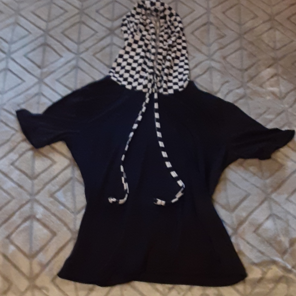 Checkered hood t shirt